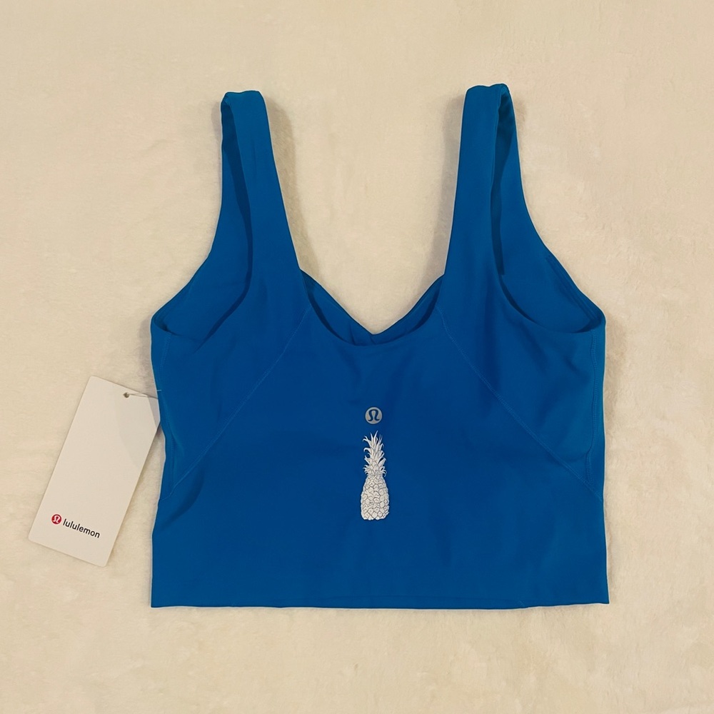 HAWAII Exclusive! BNWT Lululemon Align Tank Top with Pineapple Logo Size 6